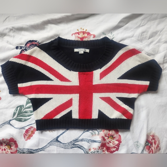 Forever21 Knit Crop Top - Picture 2 of 8